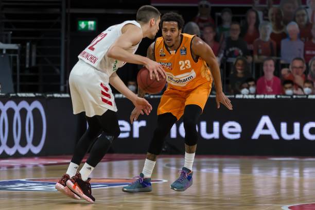 约克雷斯和 约克雷斯和