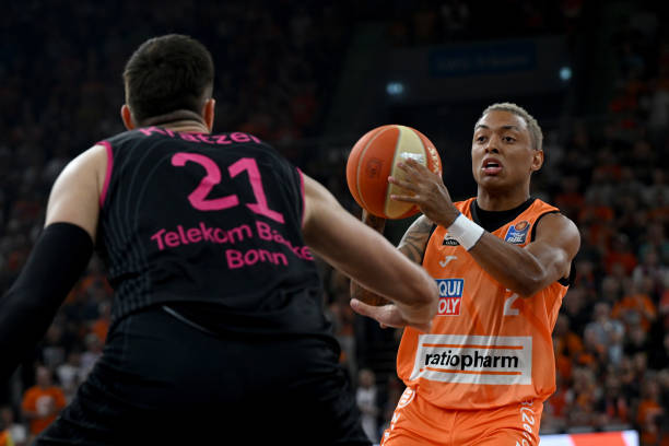 机会押在一 机会押在一