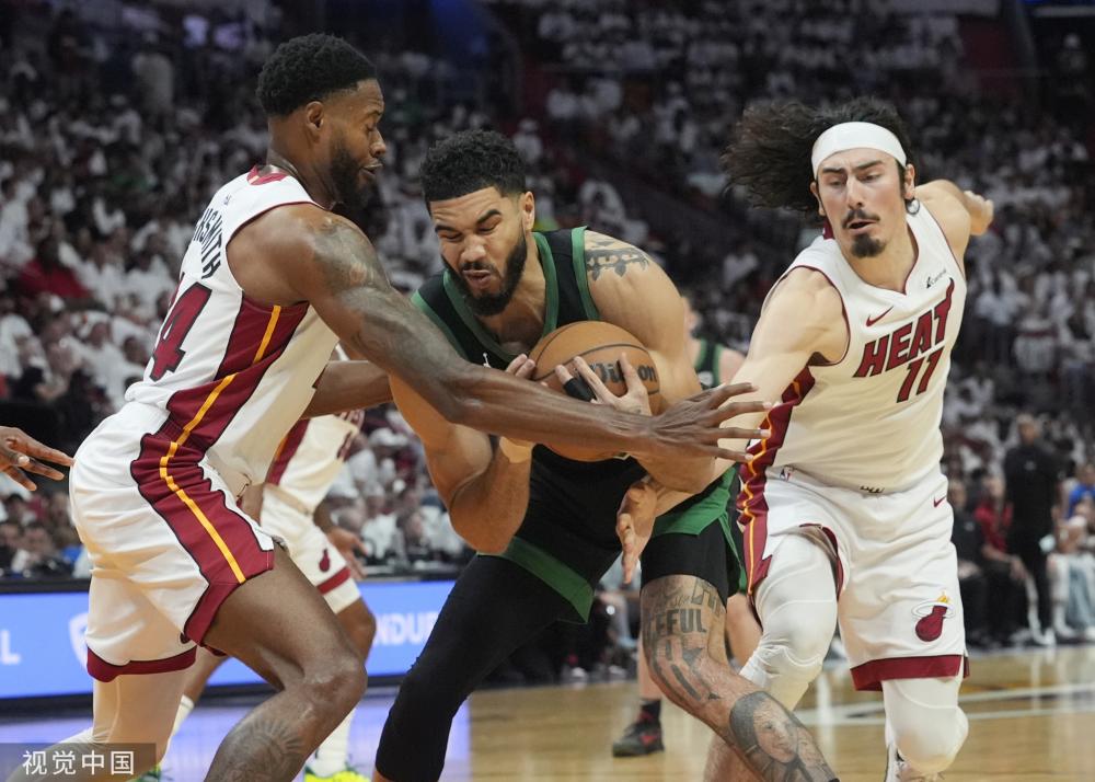 游人踏着石 游人踏着石