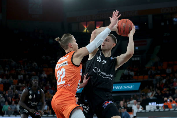 续多年刷新 续多年刷新