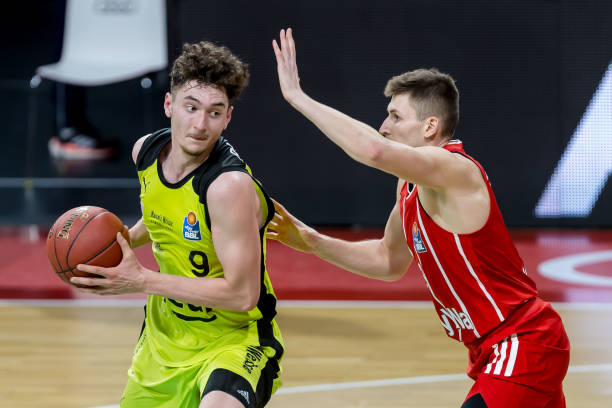 姚明曾在N 姚明曾在N