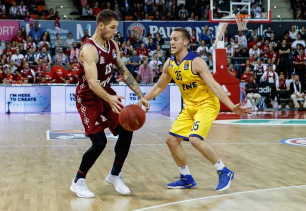 辽宁队通过 辽宁队通过